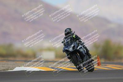 media/Sep-11-2022-SoCal Trackdays (Sun) [[81b7e951af]]/Turn 14 (1130am)/